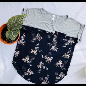 🌺Floral and jersey knit top